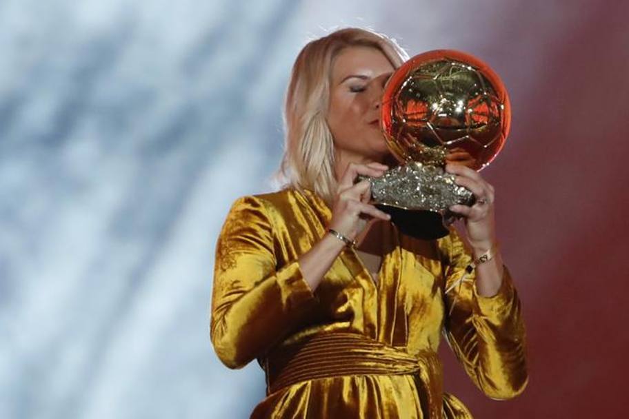 Ada Hegerberg vince il Pallone d’oro femminile. Ap